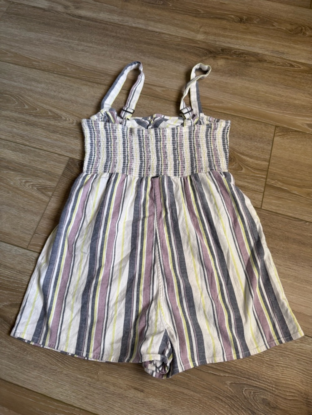 Women’s Volcom Striped Sleeveless Romper size 8 medium - Picture 5 of 7